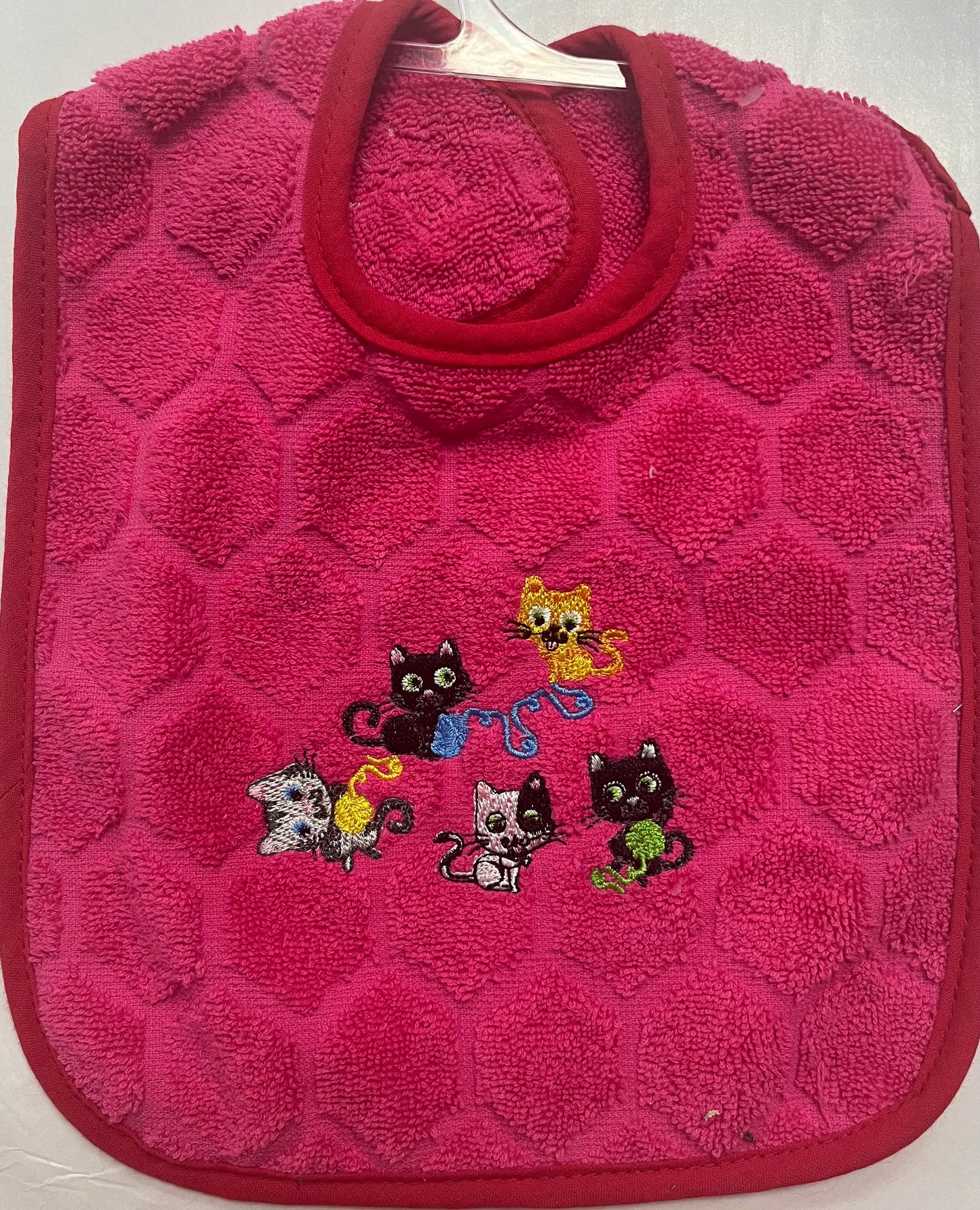 Bib kitty Pink