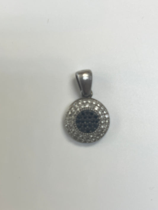 Silver Round black pendant